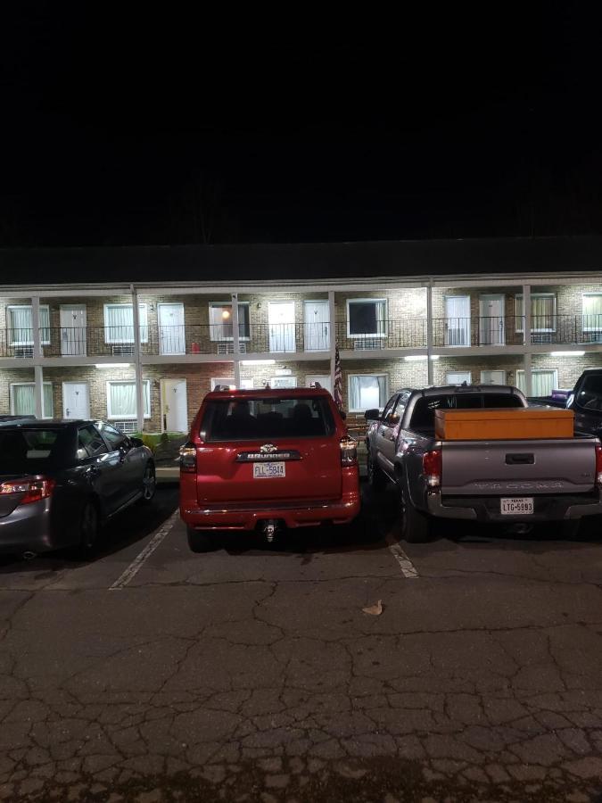 Elk Inn Motel 엘킨 외부 사진