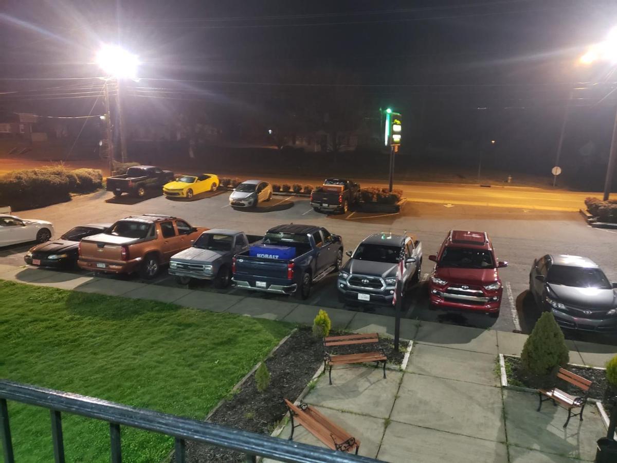 Elk Inn Motel 엘킨 외부 사진