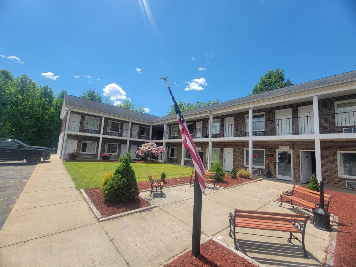 Elk Inn Motel 엘킨 외부 사진