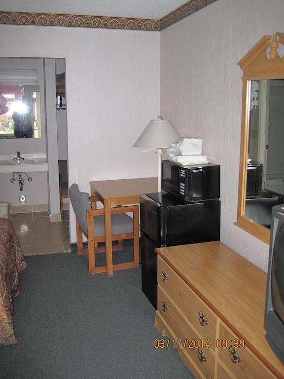 Elk Inn Motel 엘킨 객실 사진