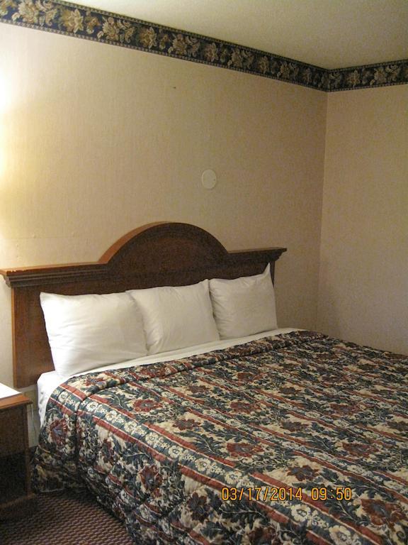 Elk Inn Motel 엘킨 객실 사진