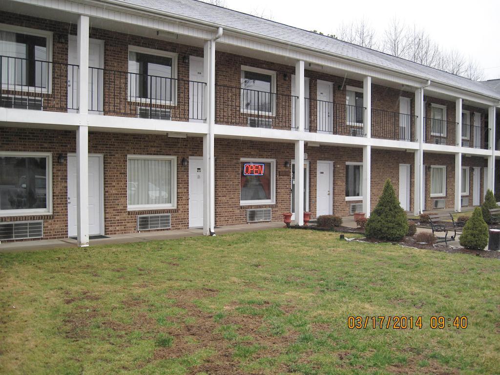 Elk Inn Motel 엘킨 외부 사진